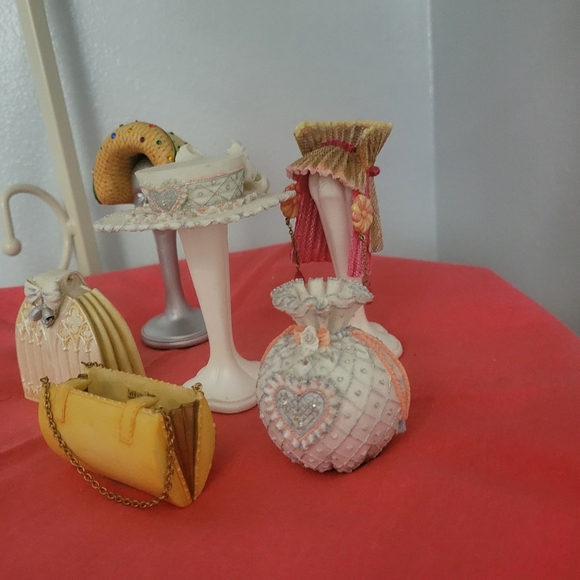 PEARLED VELVET VINTAGE WILLOW HALL AGE OF ELEGANCE 9 PIECES - Picture 15 of 16